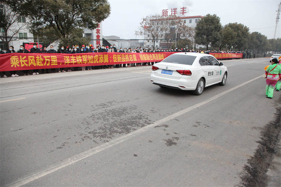 党政办杨彬5.jpg
