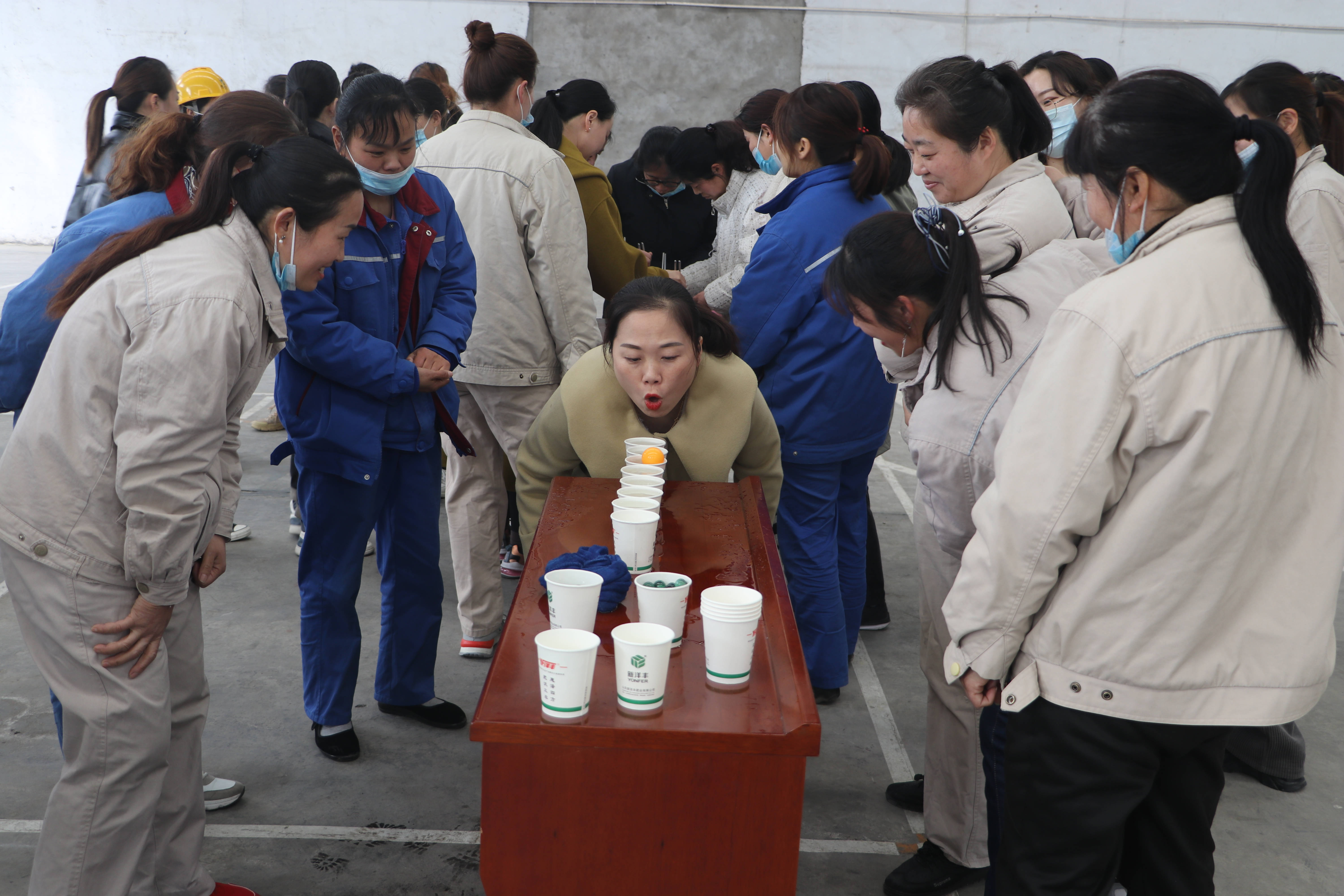 山东新洋丰吹乒乓球比赛.jpg