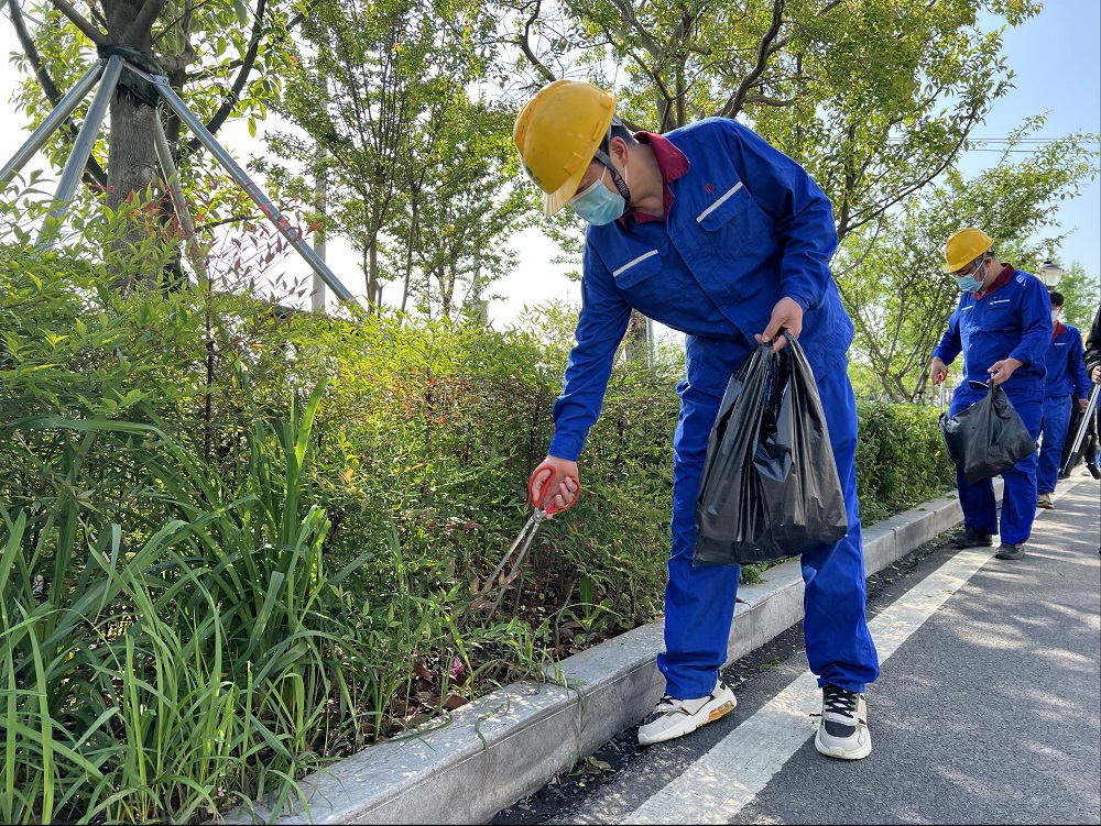 宜昌新洋丰青年志愿者活动.jpg